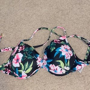 Shade & Shore Bathing Suit top 34B